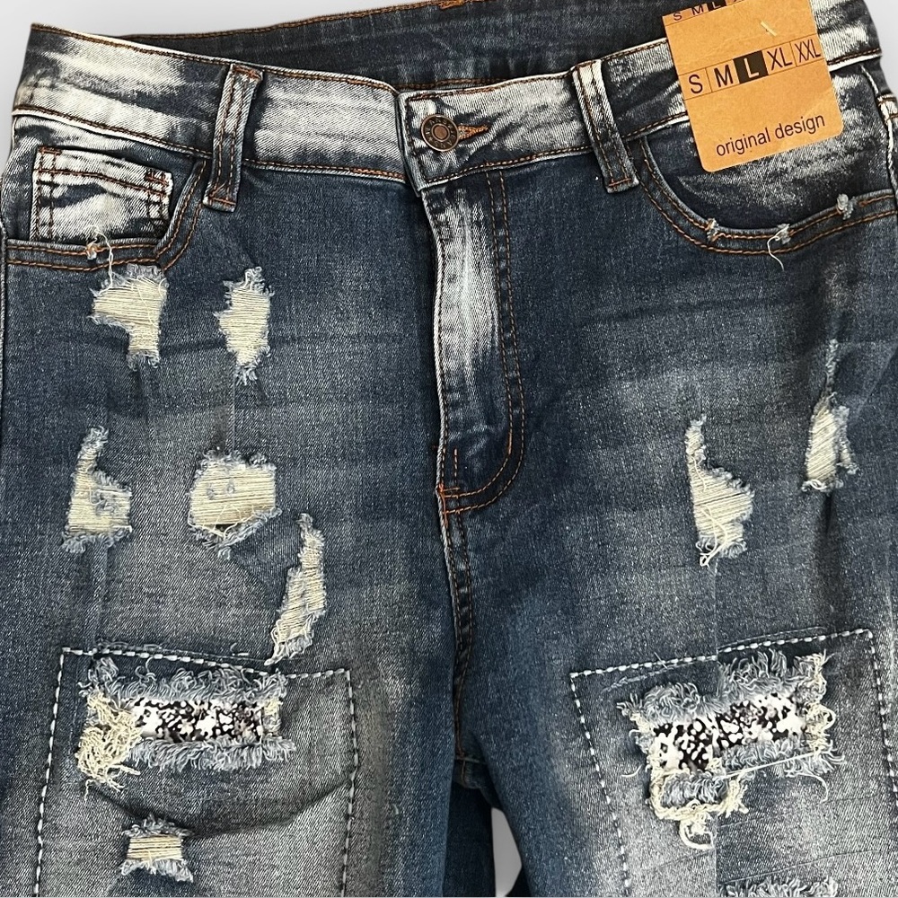 Distressed Patched Blue Jeans - Picture 5 of 6